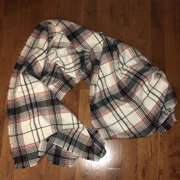 ZARA PLAID BLANKET SCARF - SUPER COZY AND SOFT - Picture 5 of 5